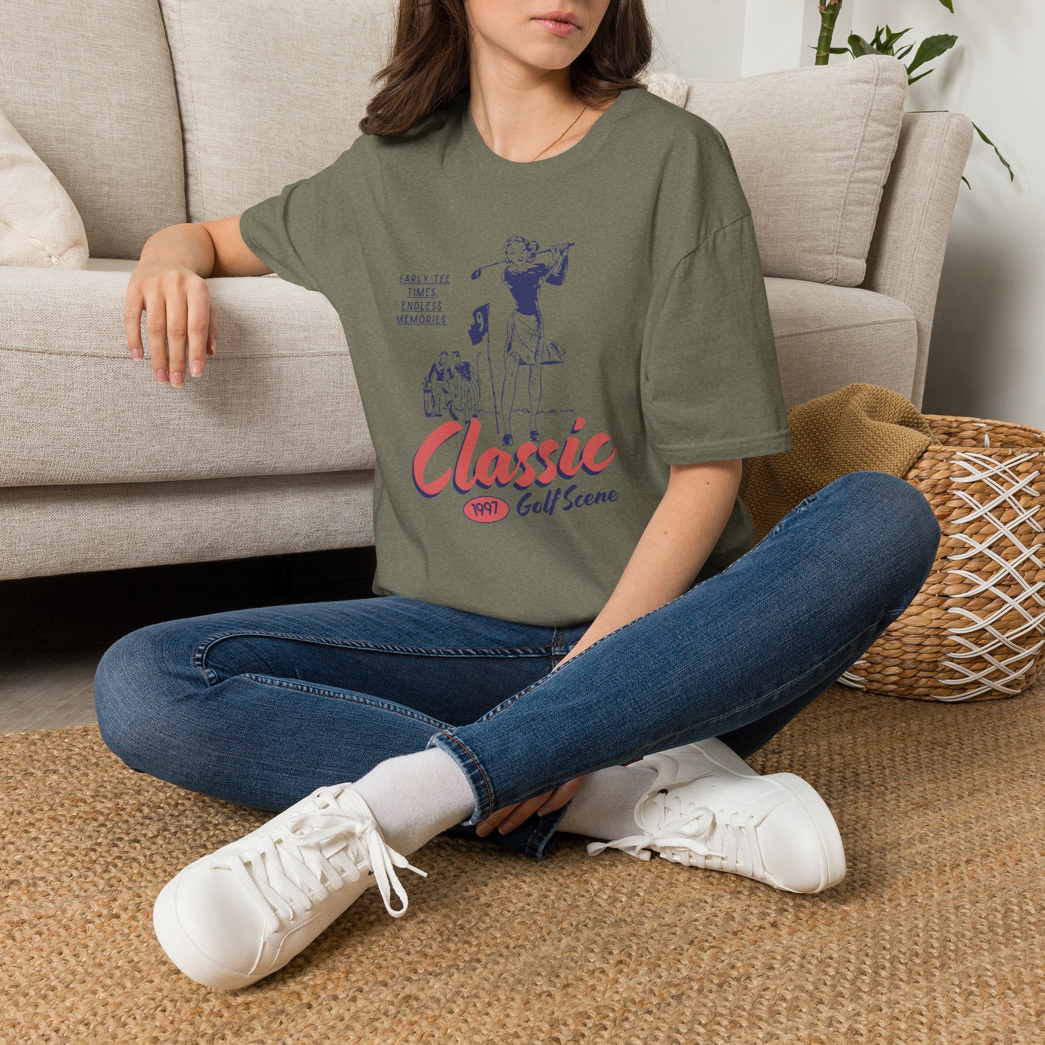 Classic Golf Scene - T-Shirt