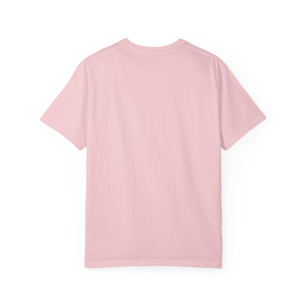 She's Golfing - T-shirt